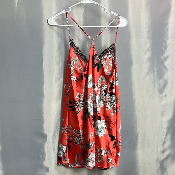 SECRET treasures, sleepwear new but no tags - Picture 2 of 4